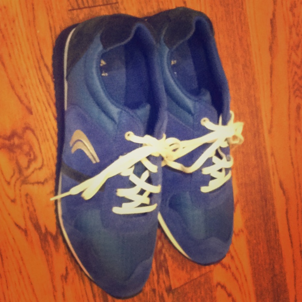 Blue and Black Clark’s Shoes, Size 5